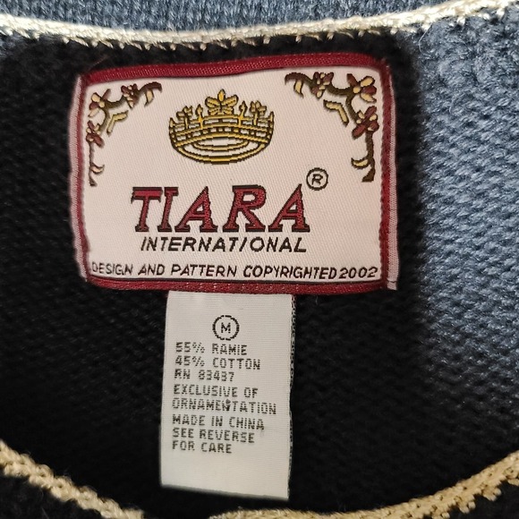 Vintage Tiara International Embroidered Beaded Sweater size Medium - Picture 5 of 5